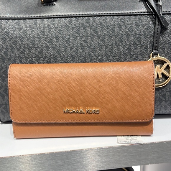 MICHAEL KORS JET SET TRAVEL LARGE TRIFOLD WALLET LUGGAGE COLOR - Picture 5 of 16